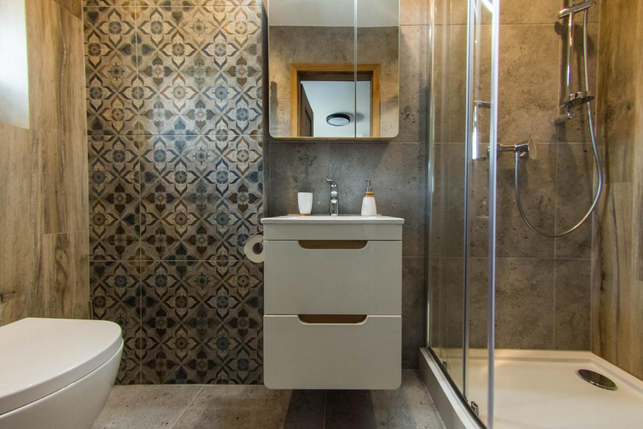 Apartament Wita Stwosza Jelenia Góra Exteriör bild