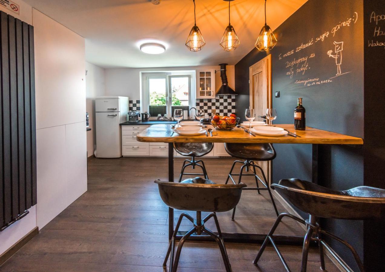 Apartament Wita Stwosza Jelenia Góra Exteriör bild