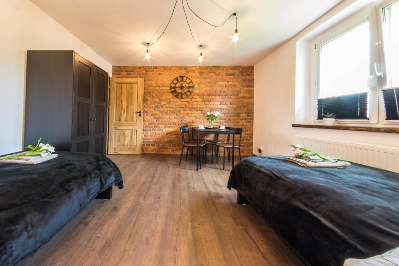Apartament Wita Stwosza Jelenia Góra Exteriör bild